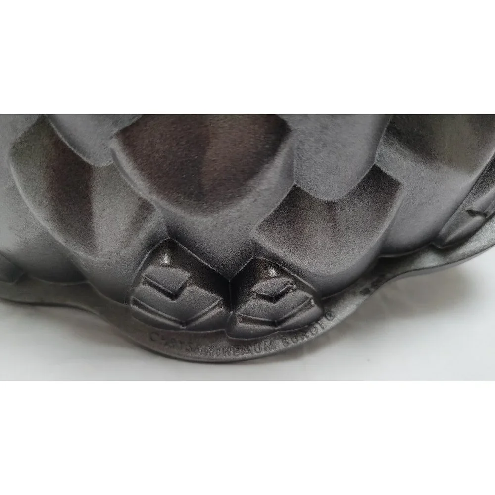 Nordic Ware Black Floral Bundt Pan